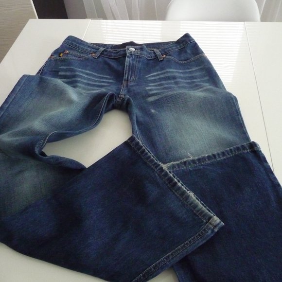 TODD OLDHAM women's  vintage acid washed distressed cuff boot cut  jeans size 31 - Picture 3 of 7